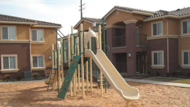 Sierra Vista Apartments (Corcoran)
