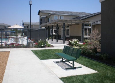 Valley Oaks Apartments (Tulare)